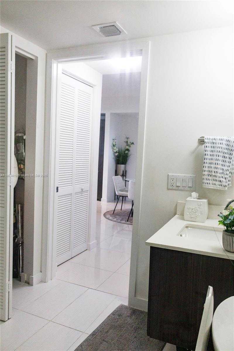 Small Image of 7825 NORTH WEST 107TH AVE #717, Doral Number 52