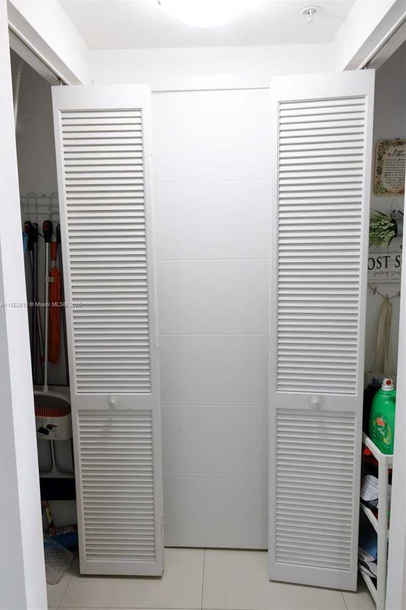 Small Image of 7825 NORTH WEST 107TH AVE #717, Doral Number 53