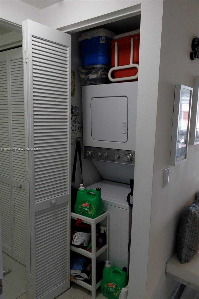 Small Image of 7825 NORTH WEST 107TH AVE #717, Doral Number 57