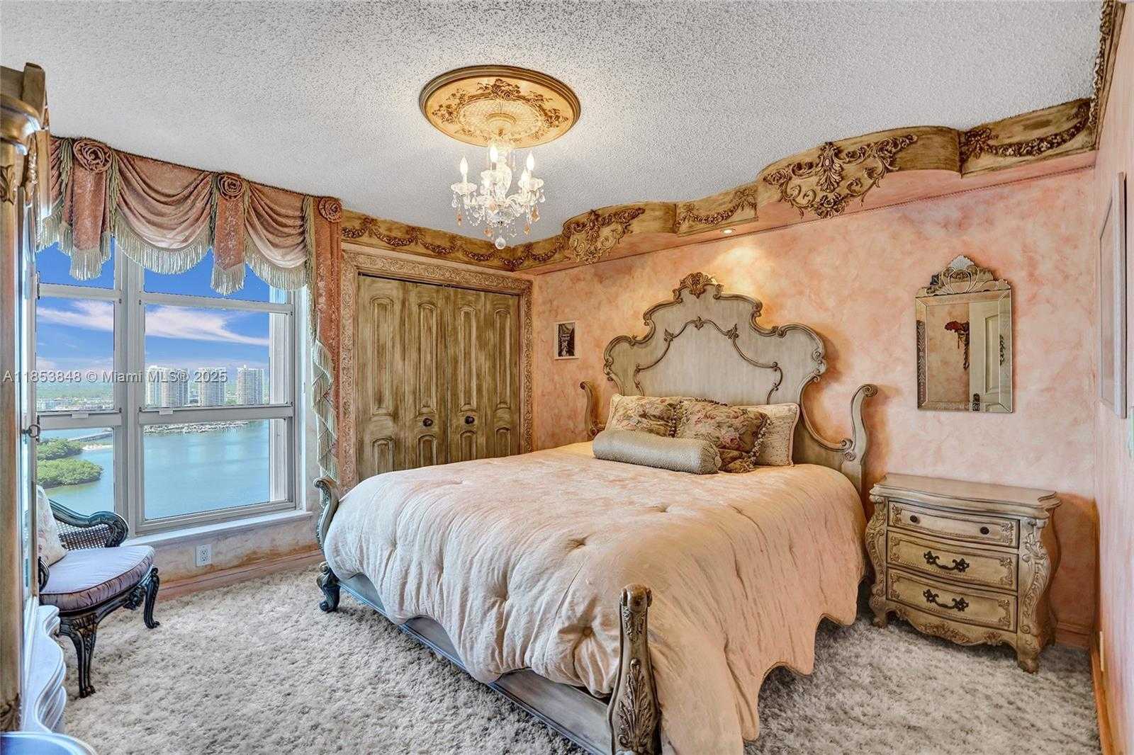 Small Image of 3530 MYSTIC POINTE DR #2915, Aventura Number 13