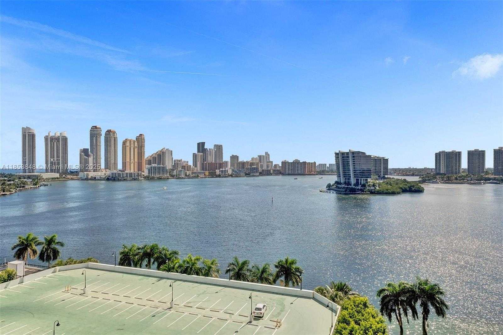 Small Image of 3530 MYSTIC POINTE DR #2915, Aventura Number 29