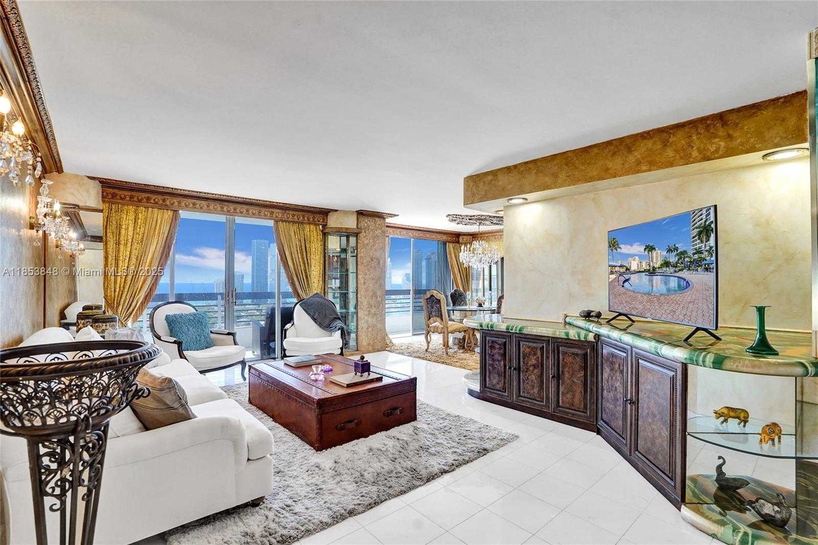 Small Image of 3530 MYSTIC POINTE DR #2915, Aventura Number 7
