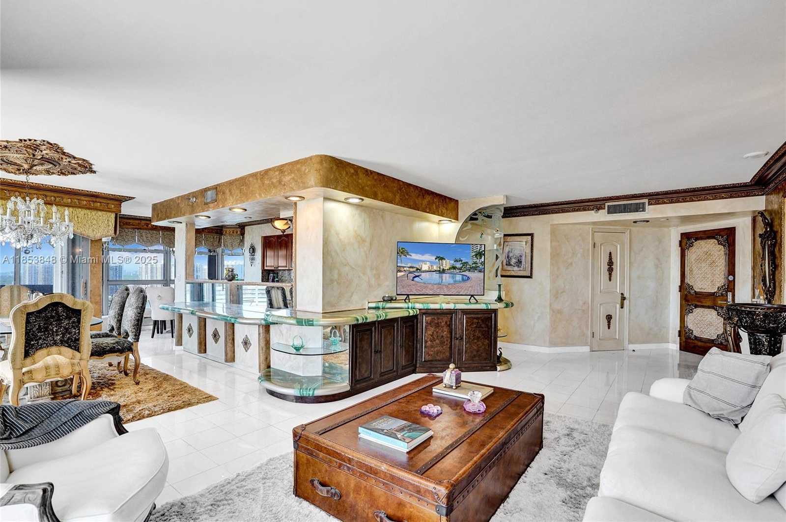 Small Image of 3530 MYSTIC POINTE DR #2915, Aventura Number 8