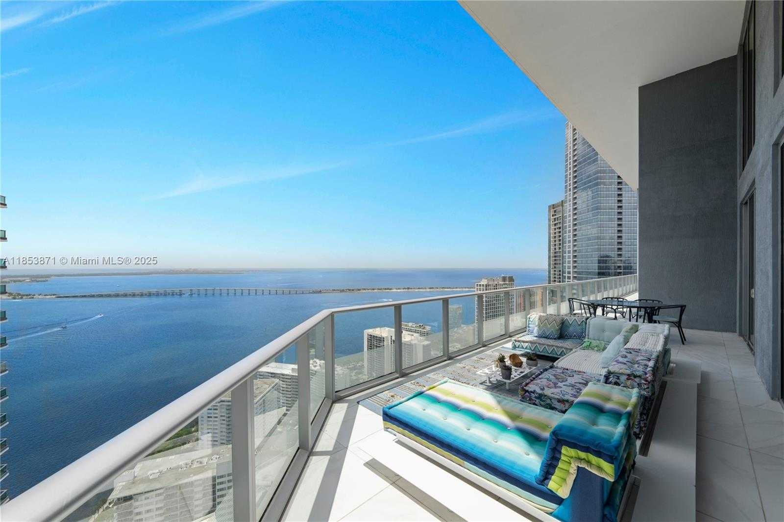 Small Image of 1300 BRICKELL BAY DR #4401, Miami Number 2