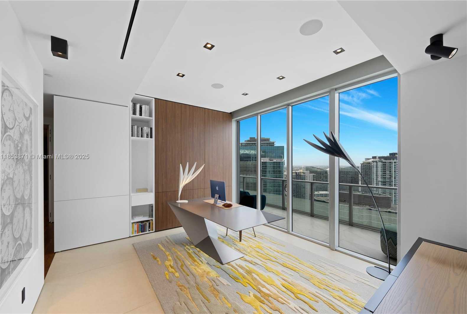 Small Image of 1300 BRICKELL BAY DR #4401, Miami Number 38