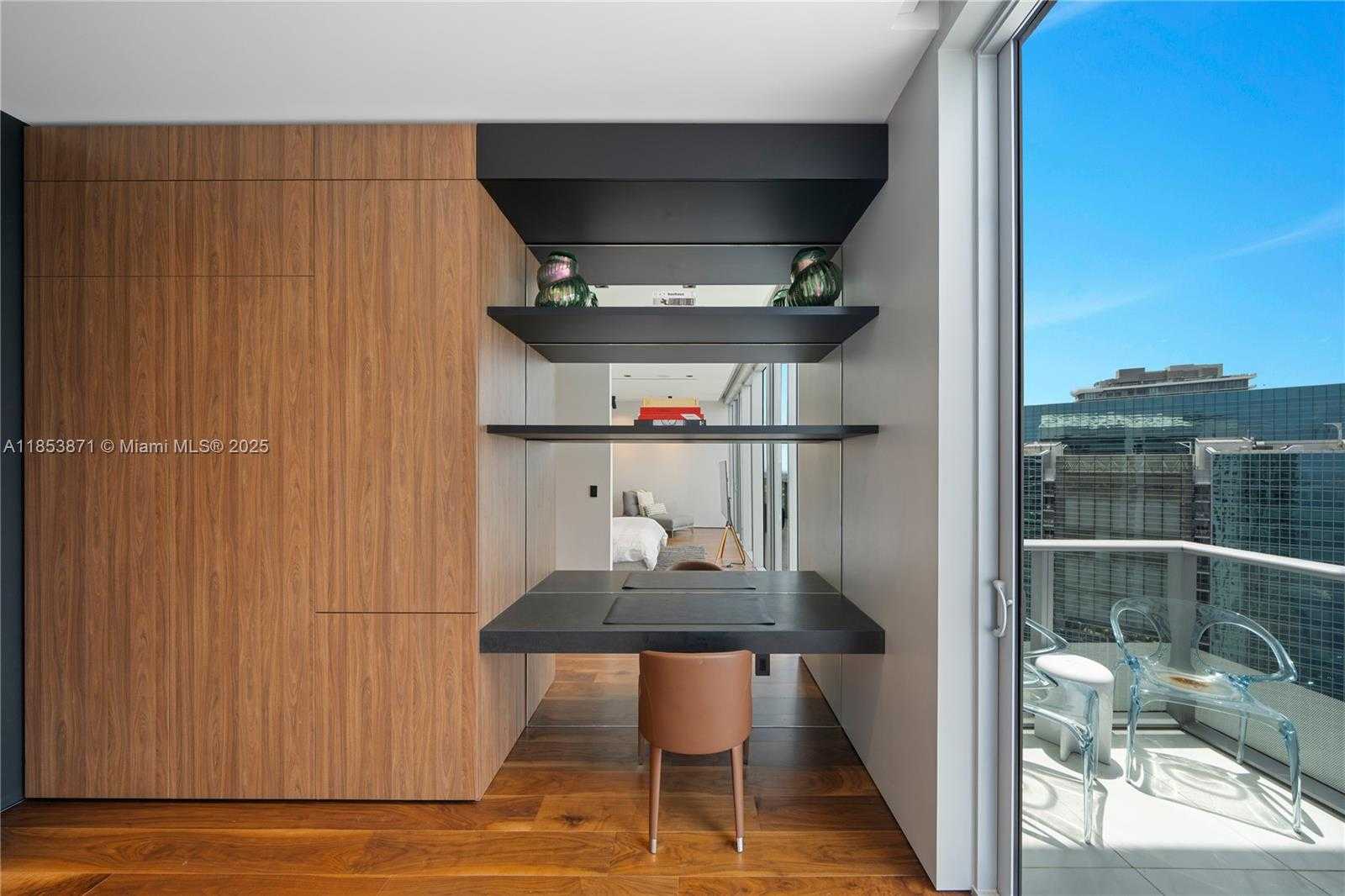 Small Image of 1300 BRICKELL BAY DR #4401, Miami Number 41