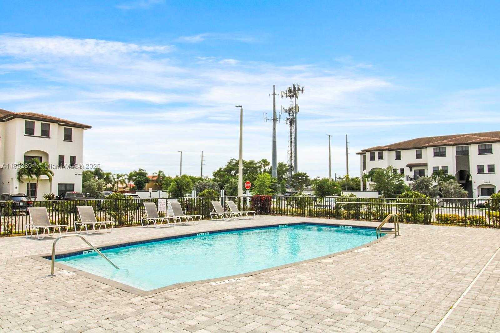 Small Image of 15560 SOUTH WEST 136 ST ##3-206, Miami Number 17