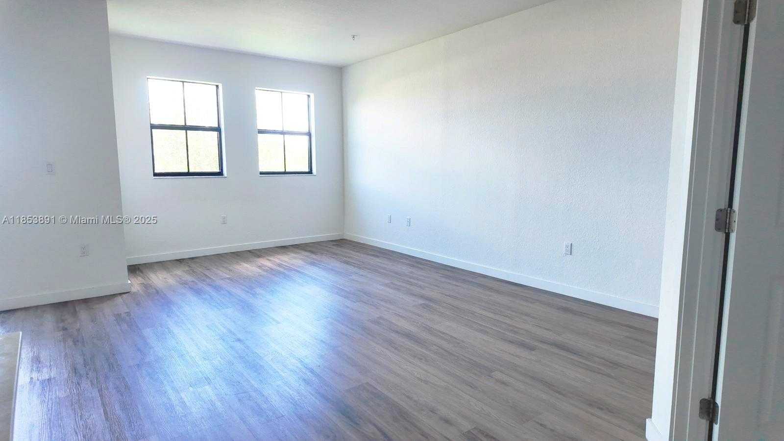 Small Image of 15560 SOUTH WEST 136 ST ##3-206, Miami Number 2
