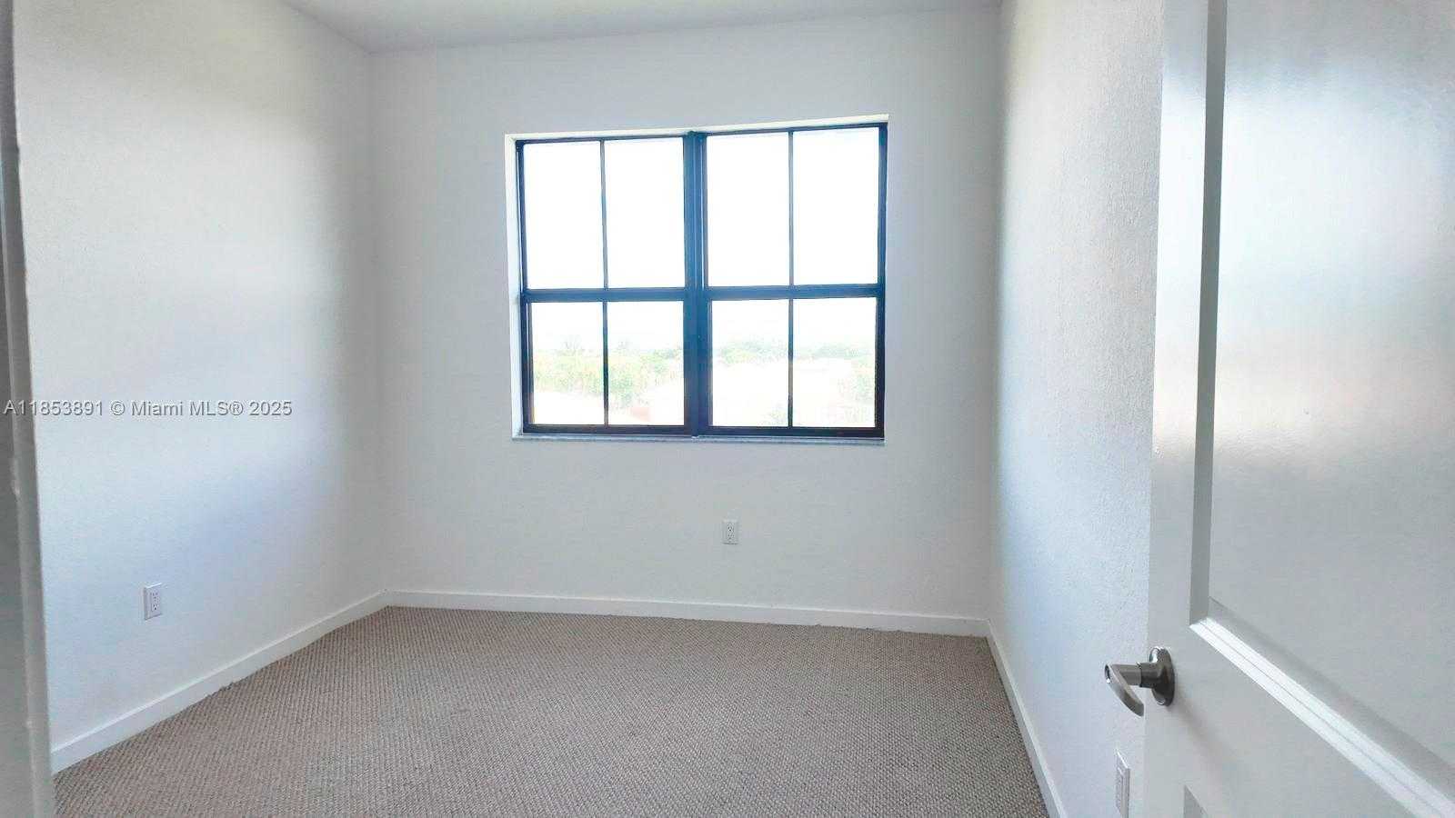 Small Image of 15560 SOUTH WEST 136 ST ##3-206, Miami Number 7