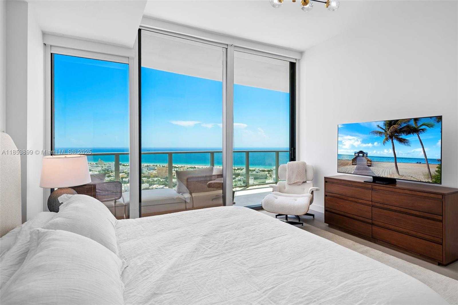 Small Image of 500 ALTON RD #3604, Miami Beach Number 10