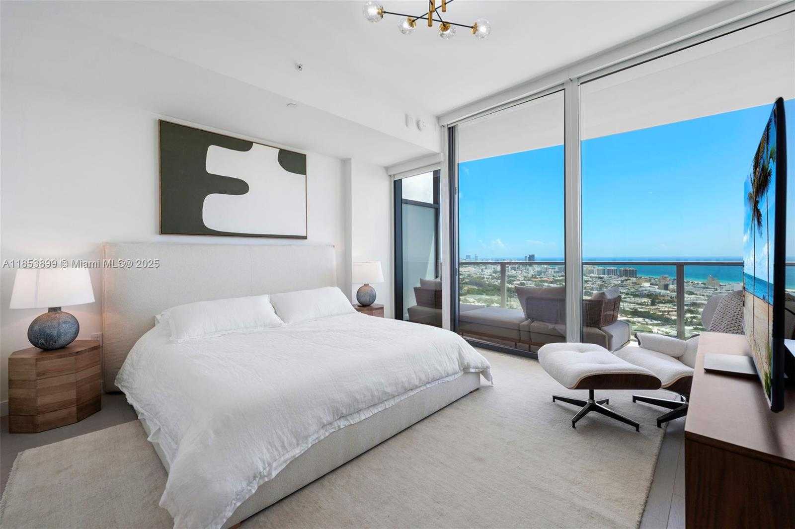 Small Image of 500 ALTON RD #3604, Miami Beach Number 11
