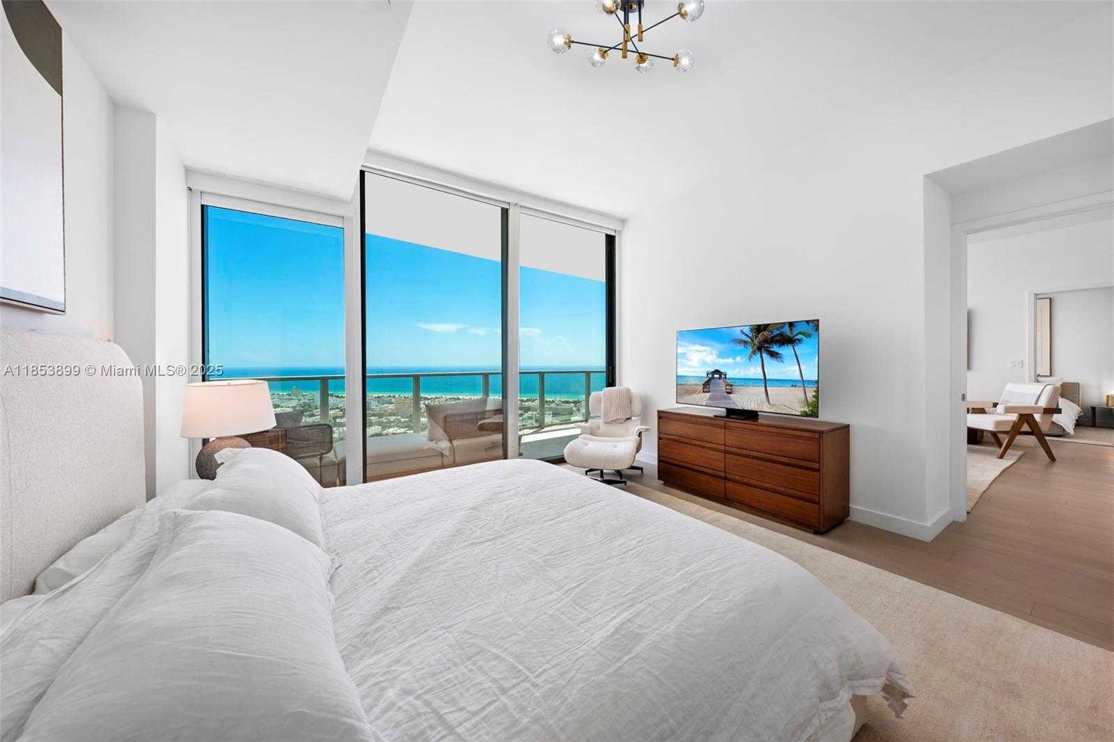 Small Image of 500 ALTON RD #3604, Miami Beach Number 12