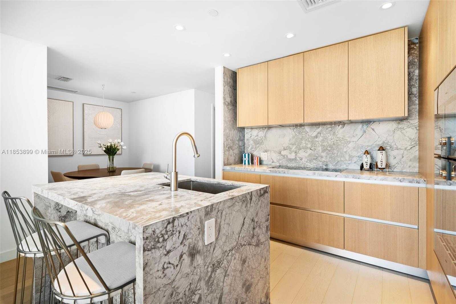 Small Image of 500 ALTON RD #3604, Miami Beach Number 8