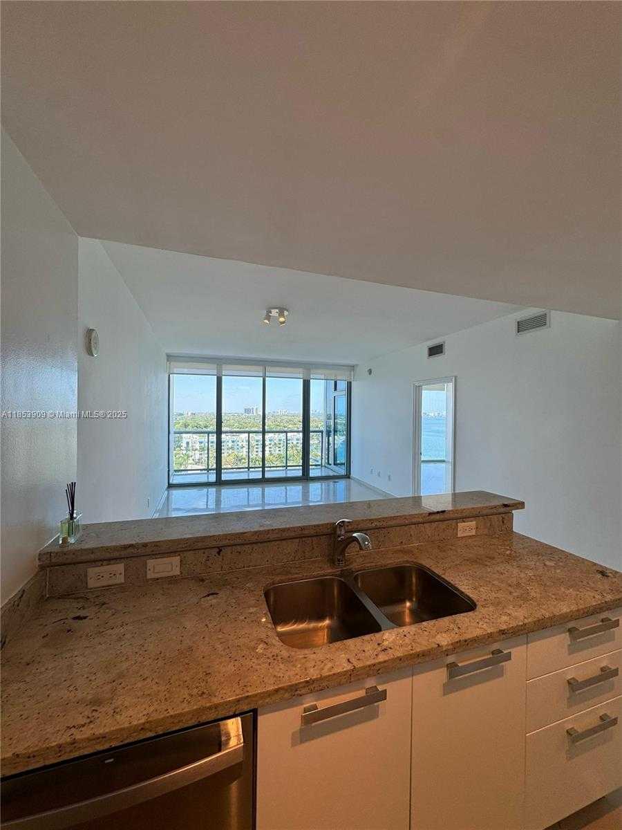 Small Image of 601 NORTH EAST 36TH ST #1205, Miami Number 3