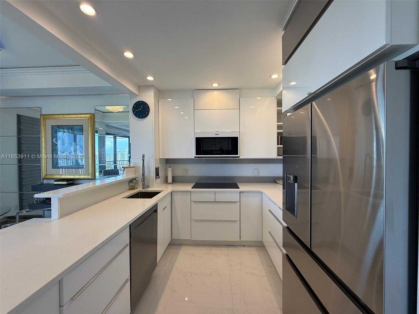 Small Image of 20335 WEST COUNTRY CLUB DR #PH4, Aventura Number 13