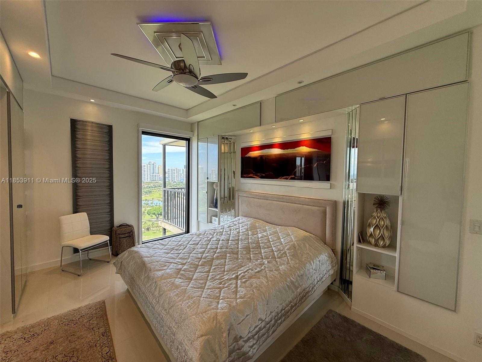 Small Image of 20335 WEST COUNTRY CLUB DR #PH4, Aventura Number 18
