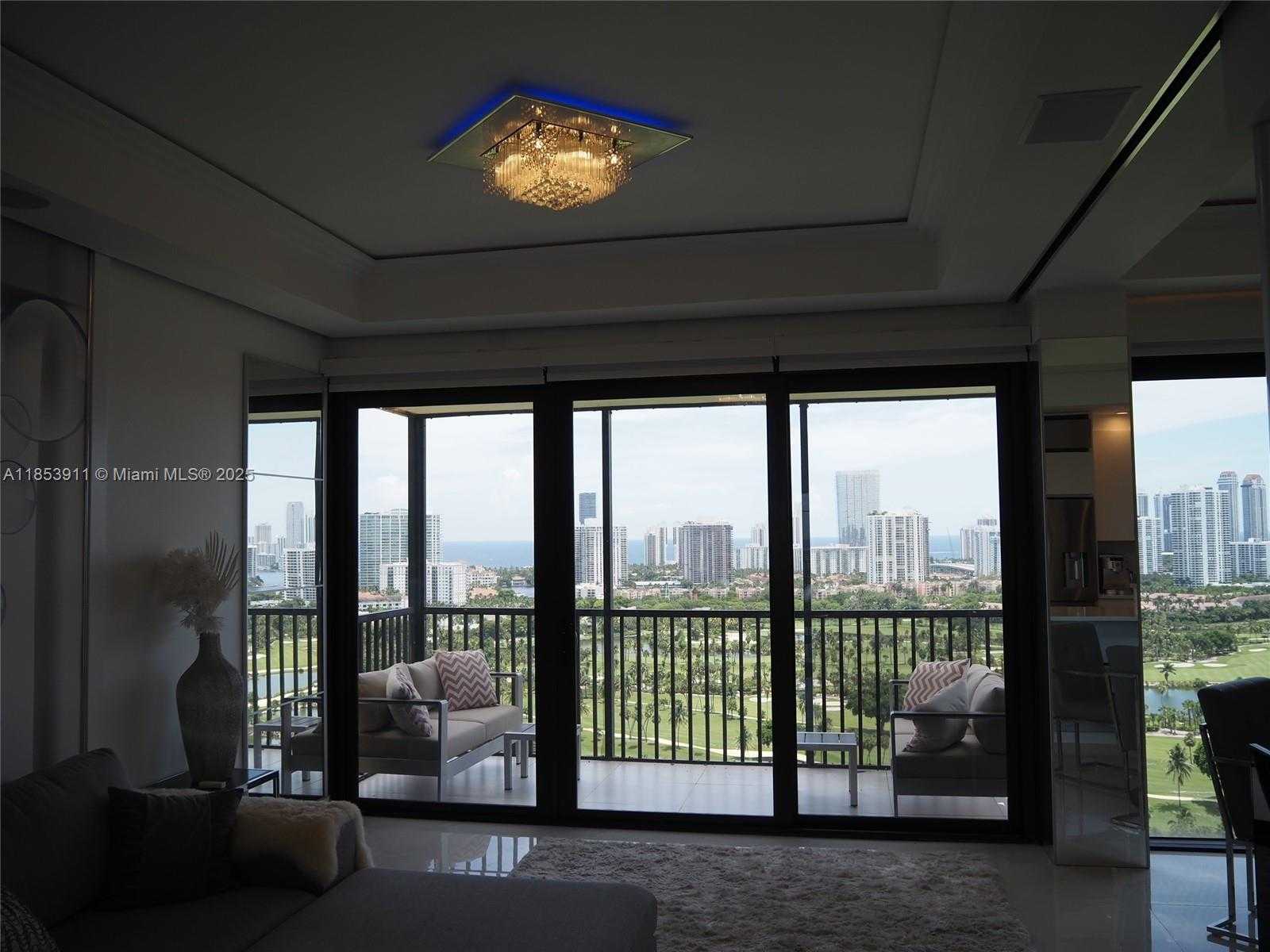 Small Image of 20335 WEST COUNTRY CLUB DR #PH4, Aventura Number 8