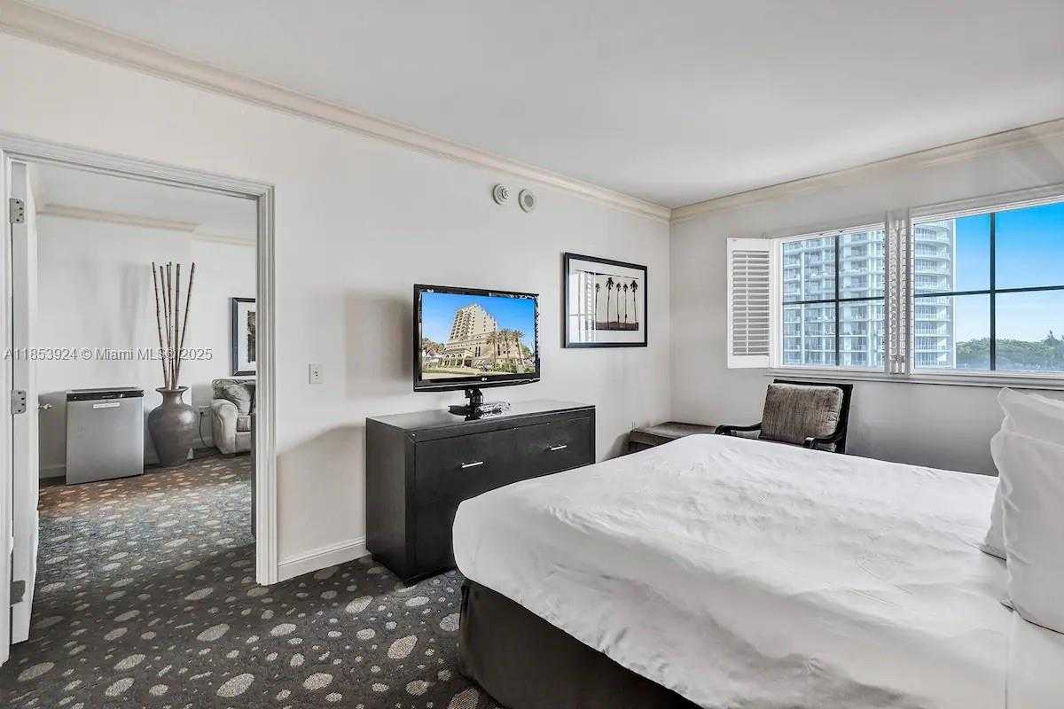 Small Image of 601 NORTH FT LAUDERDALE BEACH BLVD #903, Fort Lauderdale Number 11