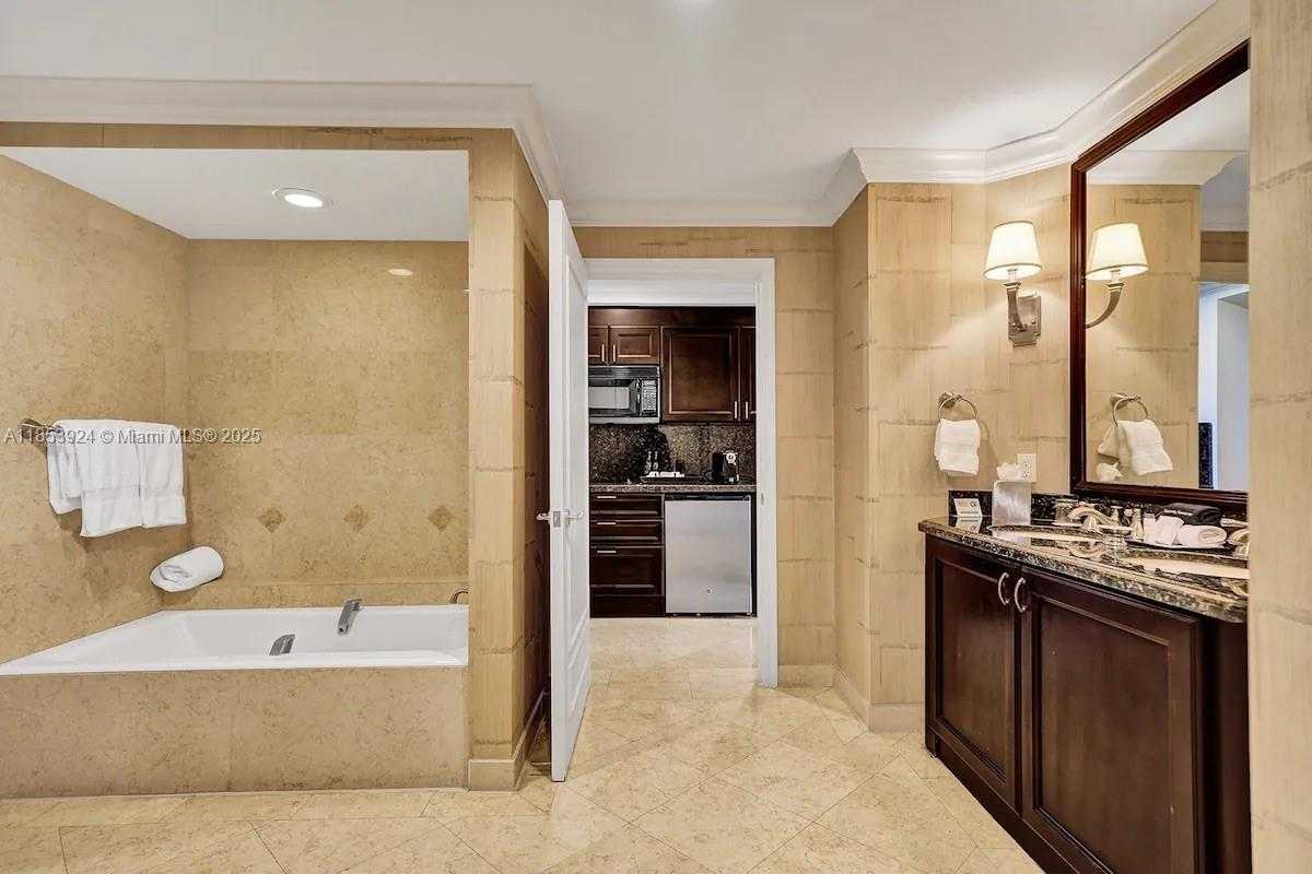 Small Image of 601 NORTH FT LAUDERDALE BEACH BLVD #903, Fort Lauderdale Number 14