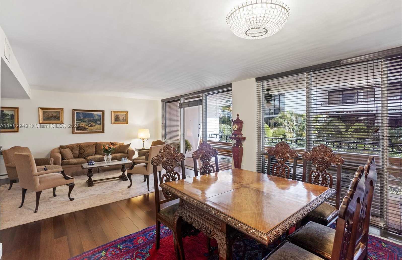 Small Image of 13953 KENDALE LAKES CR #305B, Miami Number 15