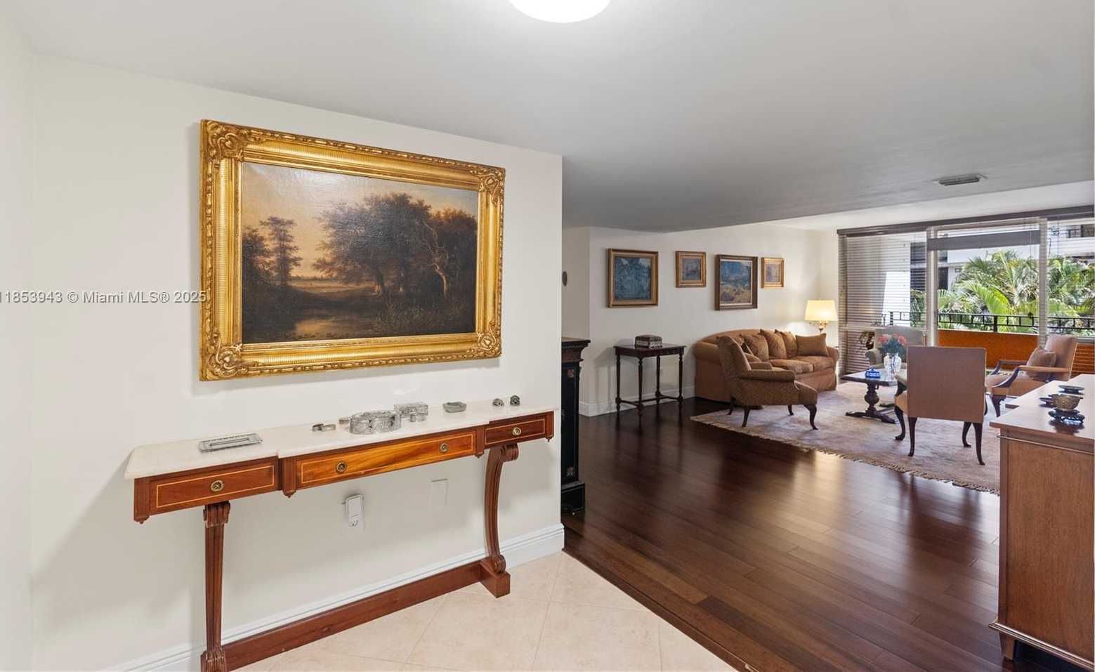 Small Image of 13953 KENDALE LAKES CR #305B, Miami Number 7