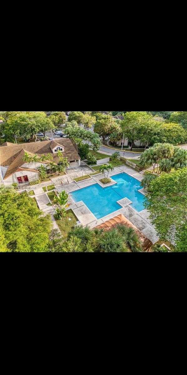 Small Image of 9131 SOUTH WEST 138TH PL #9131, Miami Number 17