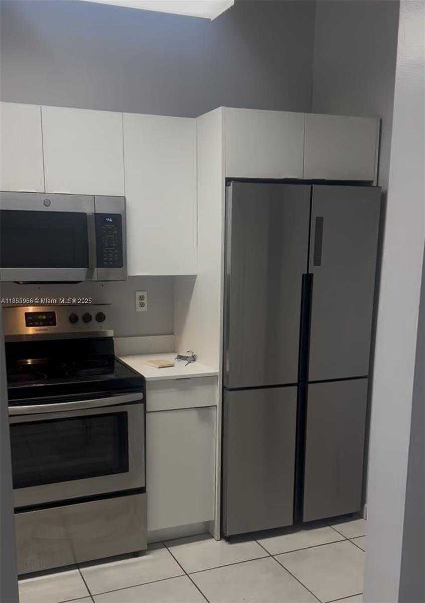 Small Image of 9131 SOUTH WEST 138TH PL #9131, Miami Number 4