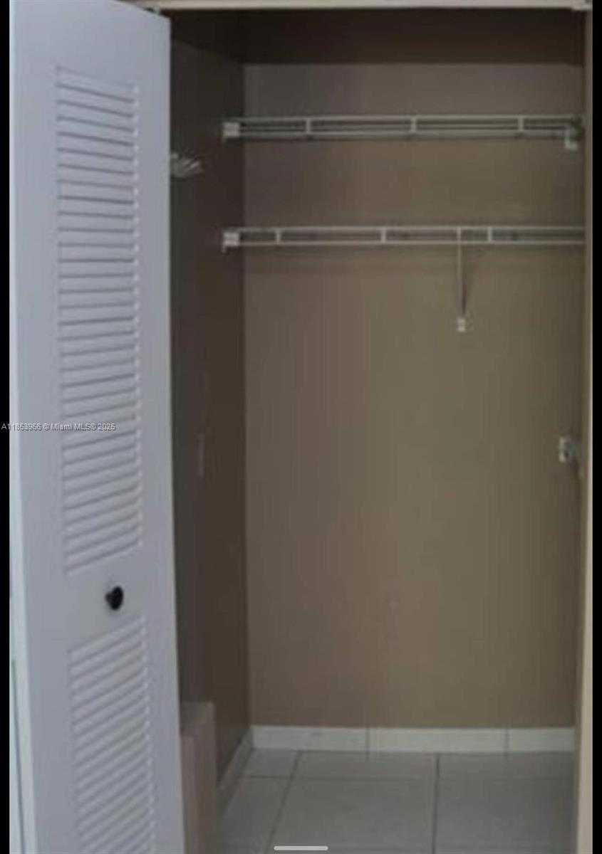 Small Image of 9131 SOUTH WEST 138TH PL #9131, Miami Number 7