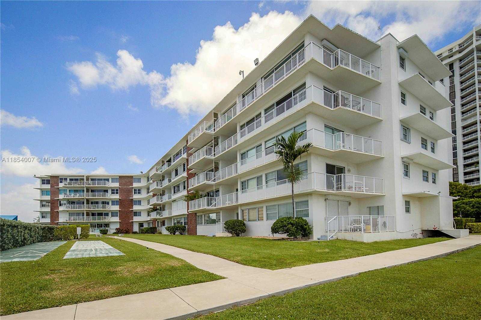 Small Image of 1700 NORTH EAST 105TH ST #203, Miami Shores Number 36