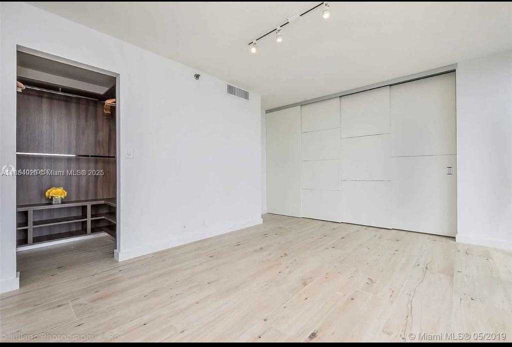Small Image of 7601 EAST TREASURE DR #707, North Bay Village Number 2