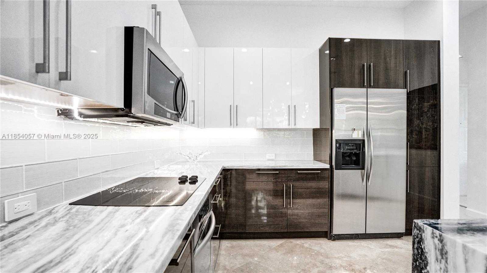 Small Image of 822 EAST SPINNAKER DR E, Hollywood Number 11