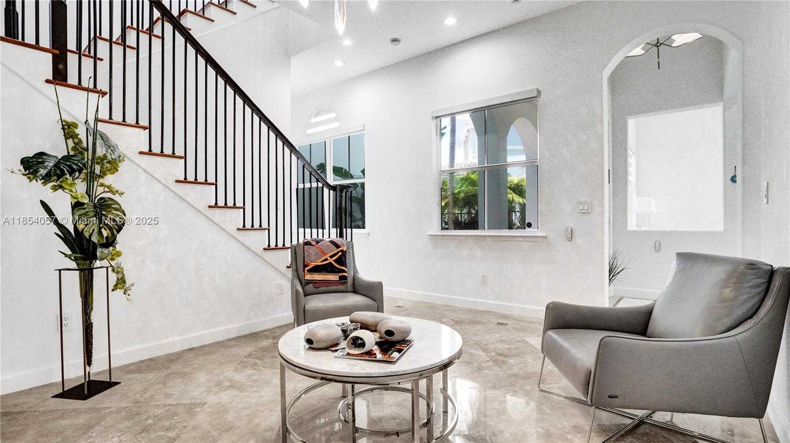 Small Image of 822 EAST SPINNAKER DR E, Hollywood Number 16