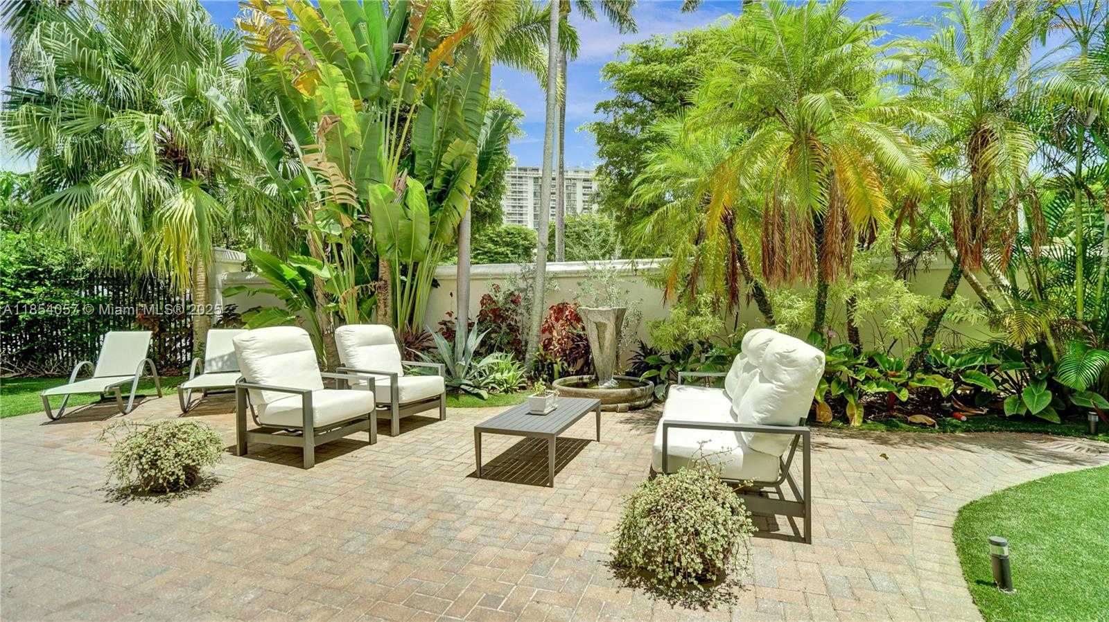 Small Image of 822 EAST SPINNAKER DR E, Hollywood Number 50