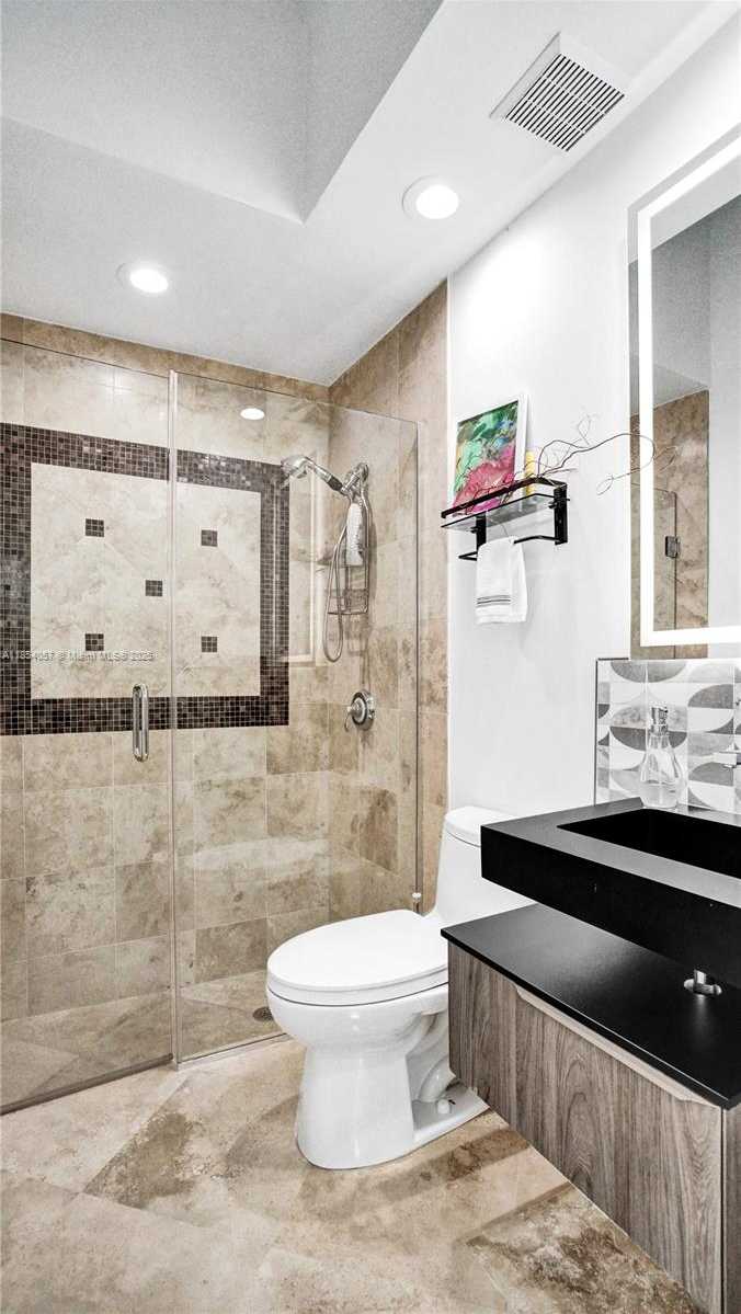 Small Image of 822 EAST SPINNAKER DR E, Hollywood Number 52