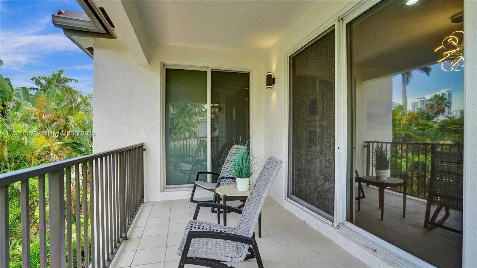 Small Image of 822 EAST SPINNAKER DR E, Hollywood Number 64