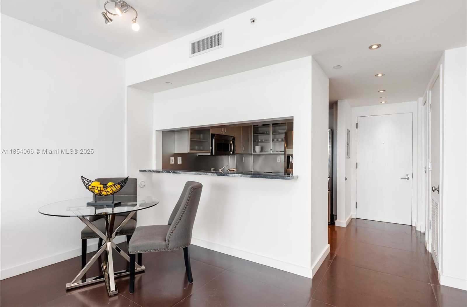 Small Image of 540 WEST AVE #312, Miami Beach Number 10