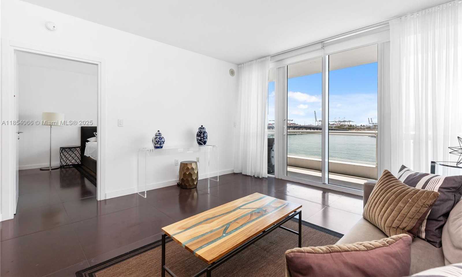 Small Image of 540 WEST AVE #312, Miami Beach Number 16