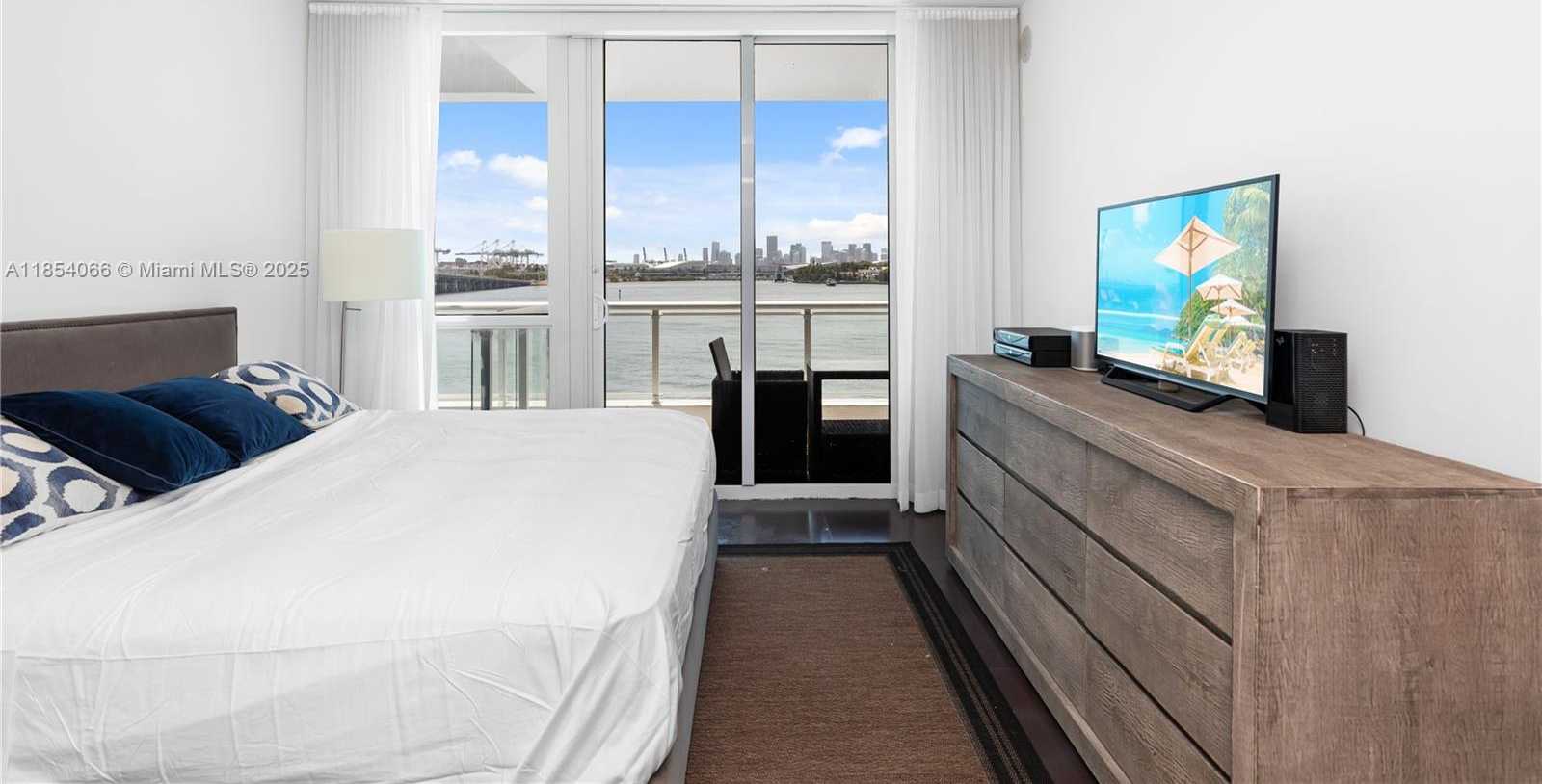 Small Image of 540 WEST AVE #312, Miami Beach Number 18