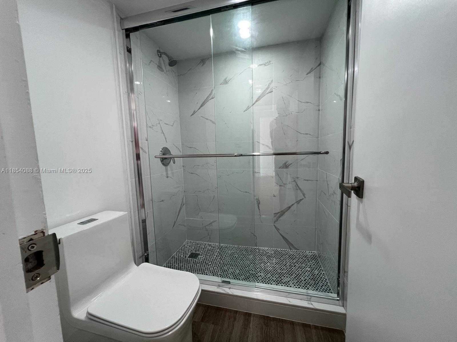 Small Image of 500 BAYVIEW DR #1120, Sunny Isles Beach Number 45