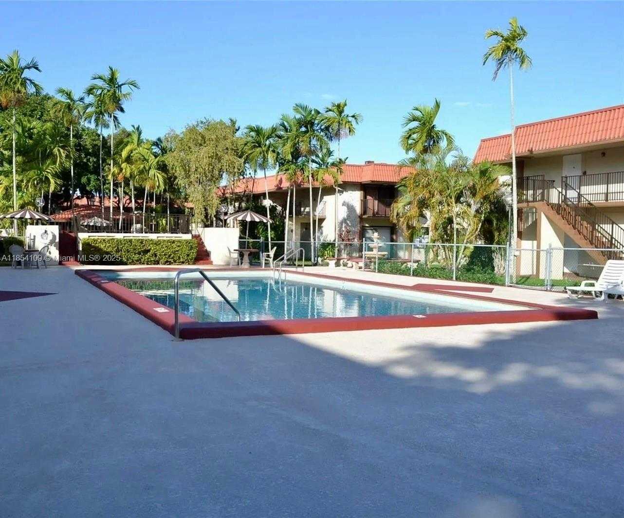 Small Image of 10401 SOUTH WEST 108TH AVE #136, Miami Number 16