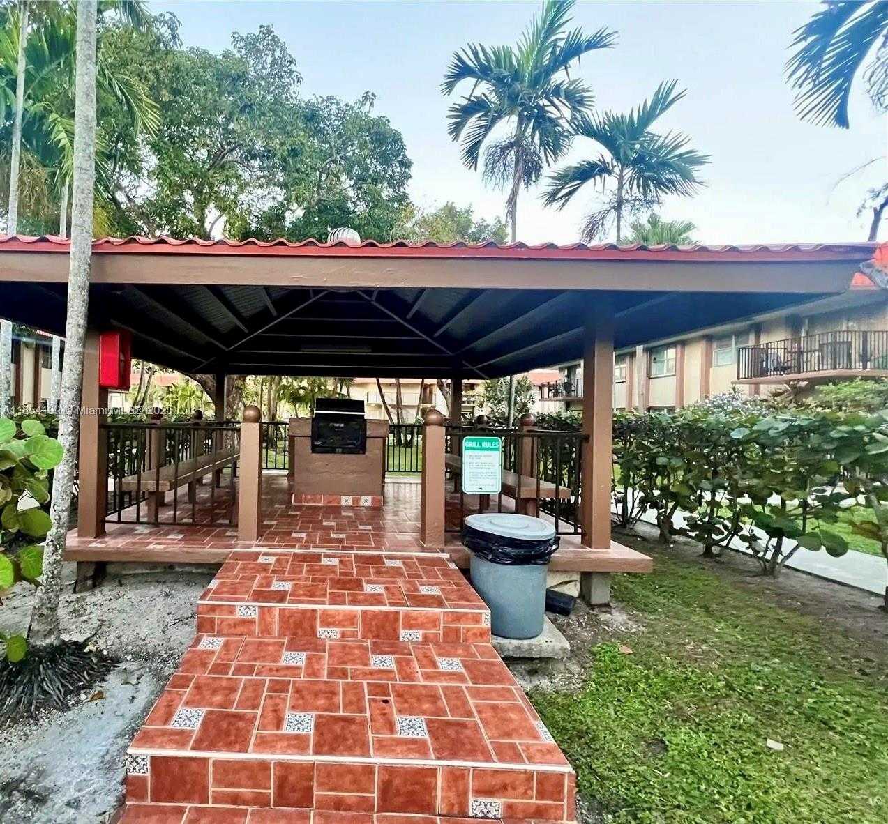 Small Image of 10401 SOUTH WEST 108TH AVE #136, Miami Number 18