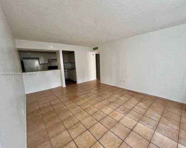 Small Image of 10401 SOUTH WEST 108TH AVE #136, Miami Number 3
