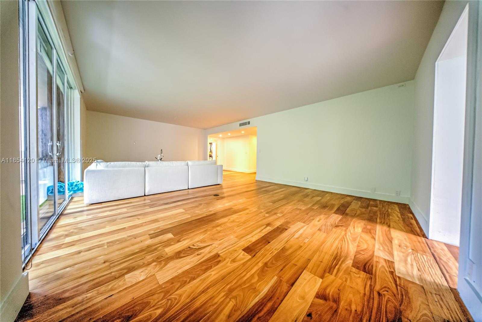 Small Image of 121 CRANDON BLVD #249, Key Biscayne Number 4