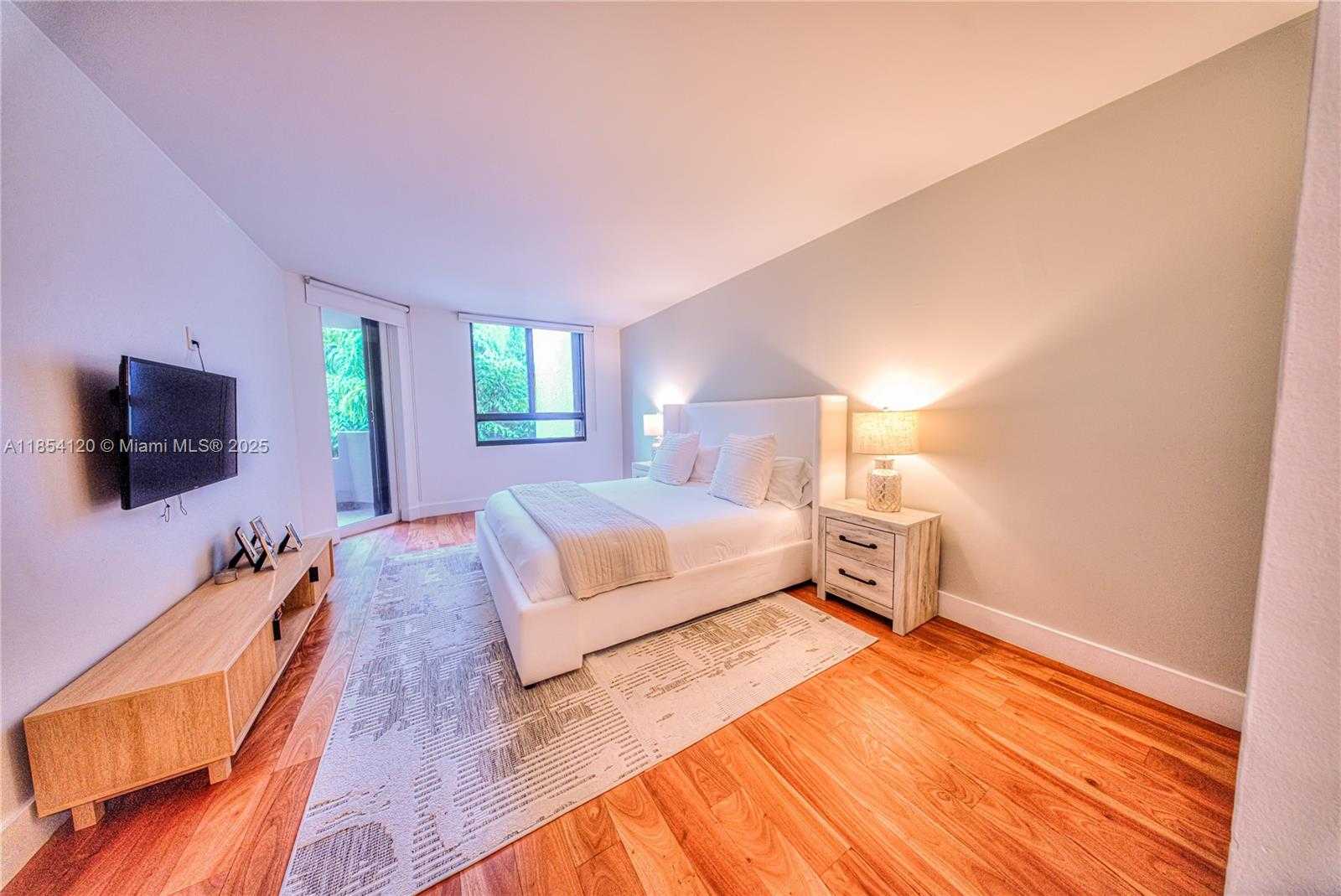 Small Image of 121 CRANDON BLVD #249, Key Biscayne Number 6