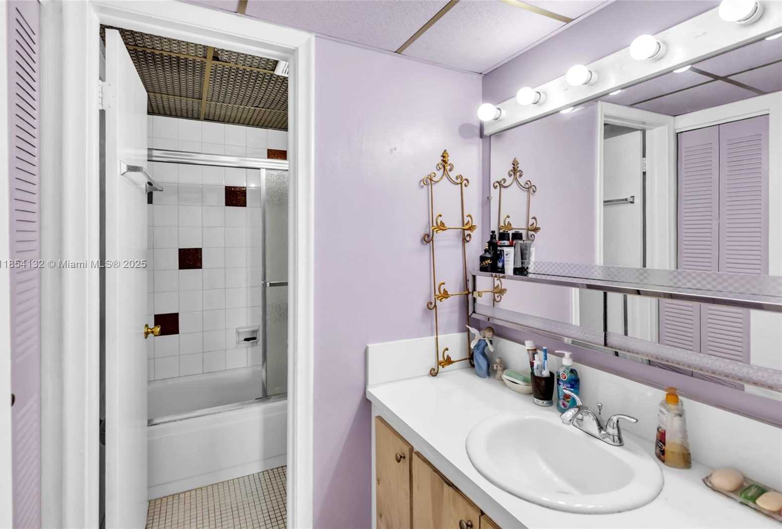 Small Image of 1855 WEST 62ND ST #E-306, Hialeah Number 12