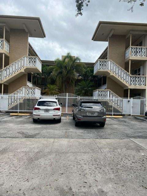 Small Image of 1958 MONROE ST #208, Hollywood Number 2