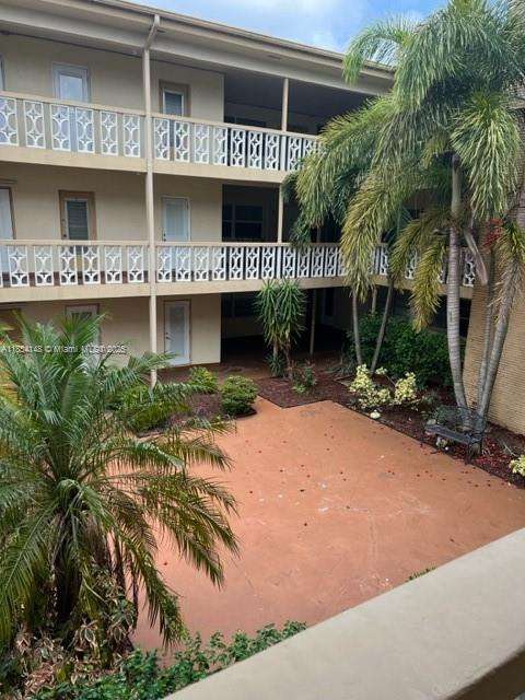 Small Image of 1958 MONROE ST #208, Hollywood Number 4