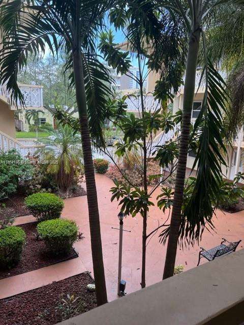 Small Image of 1958 MONROE ST #208, Hollywood Number 5