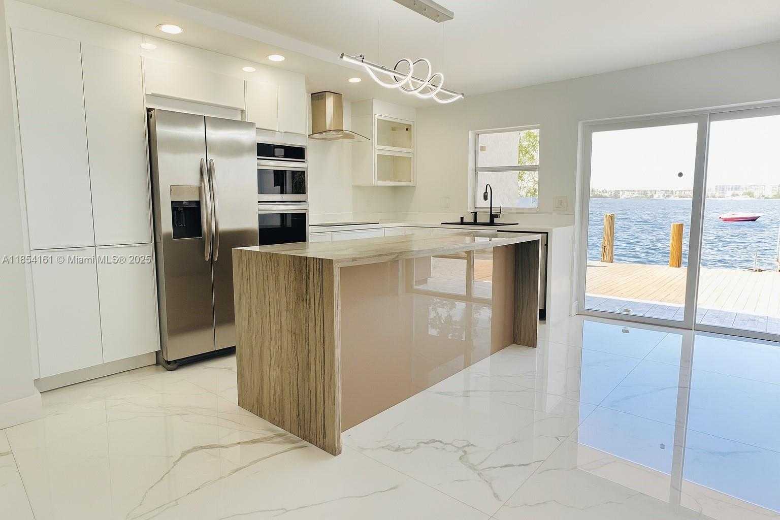 Small Image of North Miami Beach Number 3