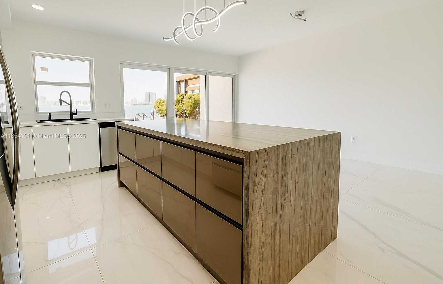 Small Image of North Miami Beach Number 5